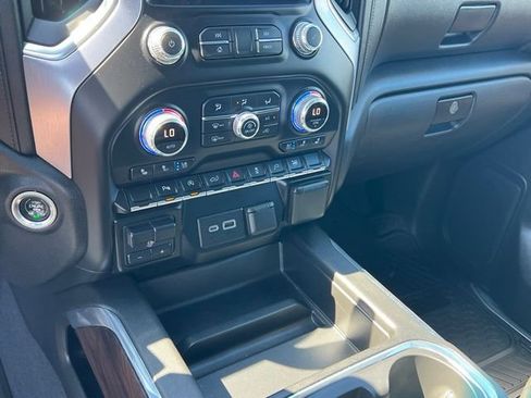 Used 2019 GMC Sierra 1500 SLT w/ SLT Convenience Package AWD/4WD image 21
