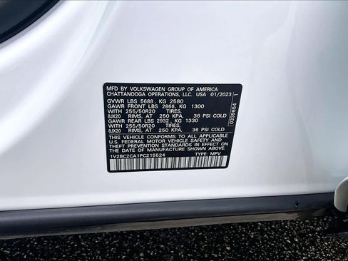 Used 2023 Volkswagen Atlas Cross Sport SEL AWD/4WD image 34