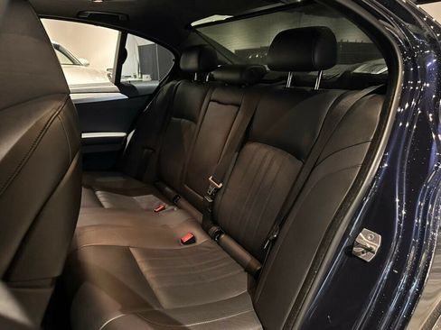 Used 2013 BMW M5 RWD image 19