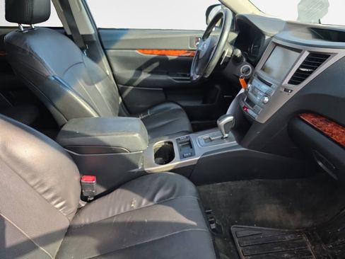 Used 2012 Subaru Outback 2.5i Limited image 26