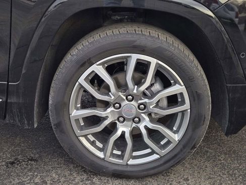 Used 2024 GMC Terrain Denali w/ Denali Premium Package image 19