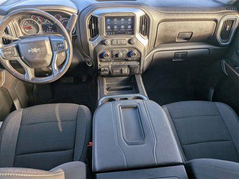 Used 2021 Chevrolet Silverado 1500 LT Trail Boss w/ Bed Protection Package image 15