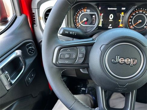 New 2025 Jeep Gladiator Sport image 37