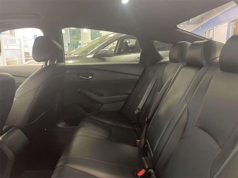 Used 2024 Honda Accord Sport image 10