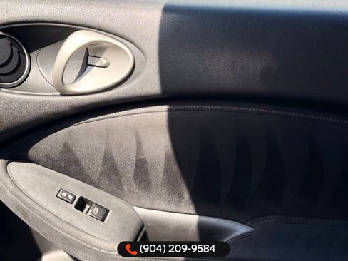 Used 2009 Nissan 370Z Touring image 17