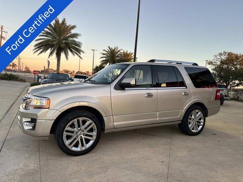 Used 2017 Ford Expedition Limited w/ Equipment Group 301A image 4