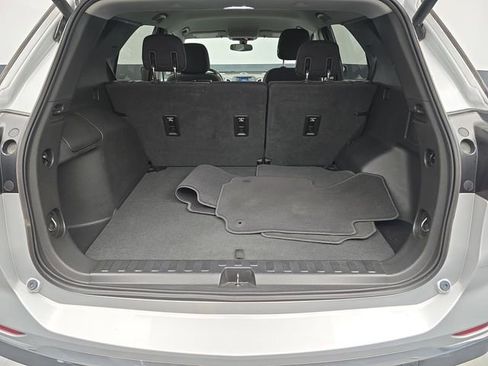 Used 2019 Chevrolet Equinox LT image 39