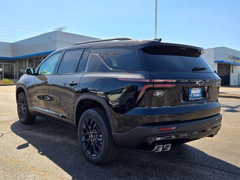 New 2026 Chevrolet Traverse LT w/ Midnight/Sport Edition AWD/4WD image 13