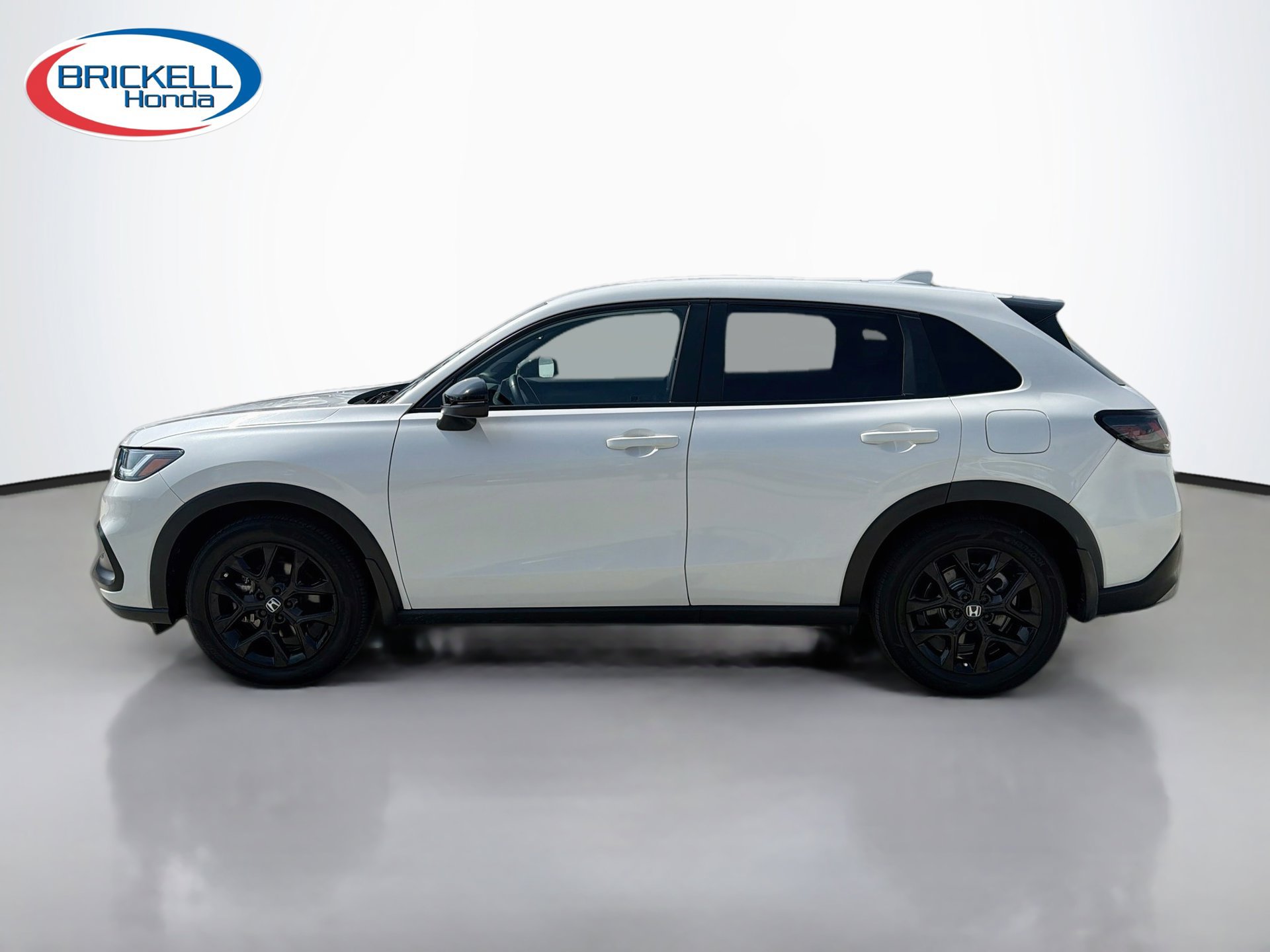 Used 2025 Honda HR-V Sport image 6