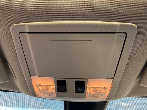 Used 2013 Ford Edge Sport w/ Driver Entry Pkg AWD/4WD image 25