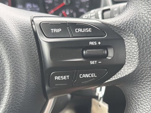 Used 2022 Kia Rio S FWD image 28
