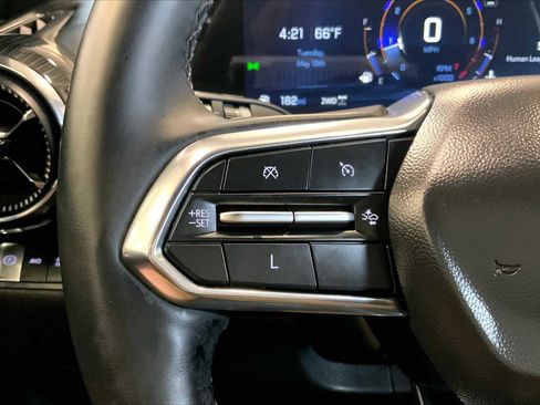 Used 2025 Chevrolet Equinox LT AWD/4WD image 23