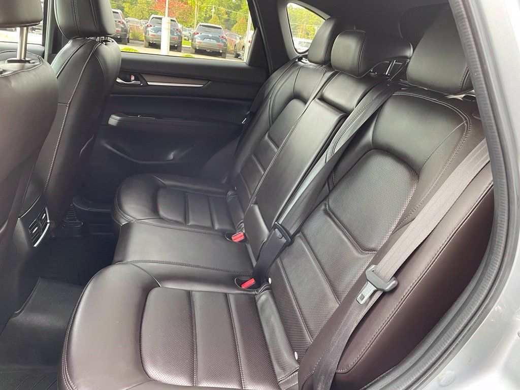 Used 2021 MAZDA CX-5 Signature AWD/4WD image 16