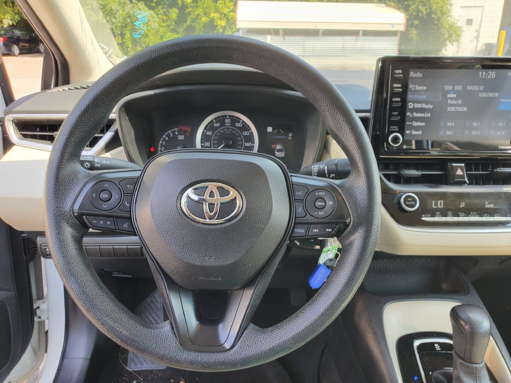 Used 2022 Toyota Corolla LE FWD image 27