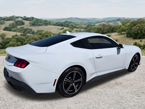 Used 2024 Ford Mustang Coupe RWD image 10