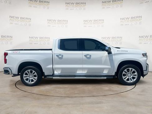 Used 2021 Chevrolet Silverado 1500 LTZ w/ LTZ Convenience Package II AWD/4WD image 6