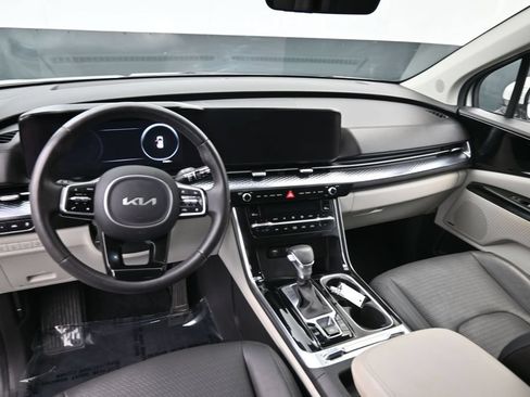 Used 2024 Kia Carnival SX Prestige FWD image 13
