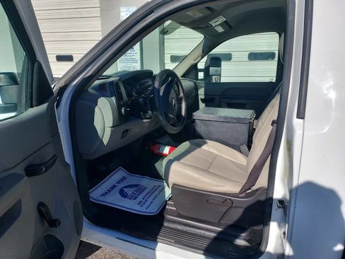 Used 2012 Chevrolet Silverado 2500 W/T image 18