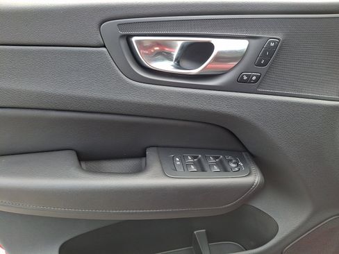 Certified 2023 Volvo XC60 B5 Plus w/ Climate Package image 12