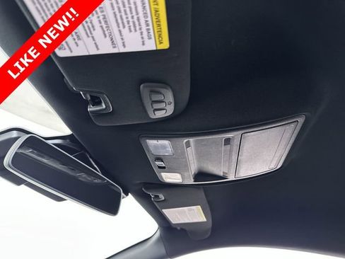 Used 2025 Ford Mustang GT Premium image 19