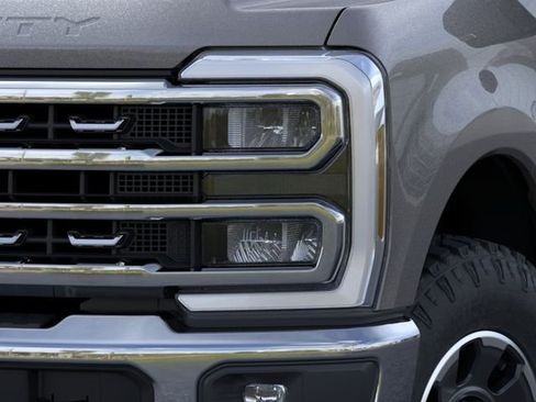 New 2026 Ford F250 4x4 Crew Cab Super Duty image 18