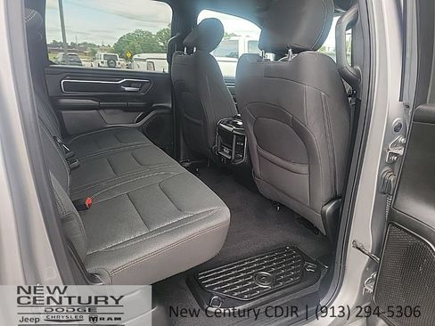 Used 2025 RAM 1500 Big Horn AWD/4WD image 22