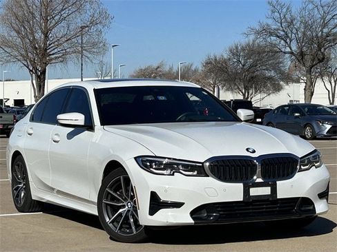 Used 2019 BMW 330i Sedan w/ Convenience Package image 2