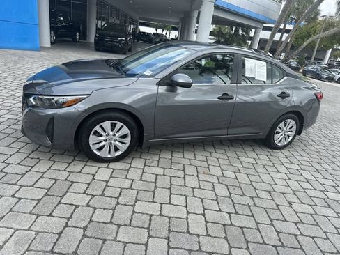 Used 2025 Nissan Sentra S FWD image 20