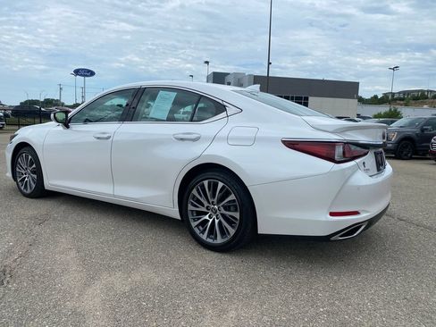 Used 2021 Lexus ES 350 w/ Premium Package FWD image 4