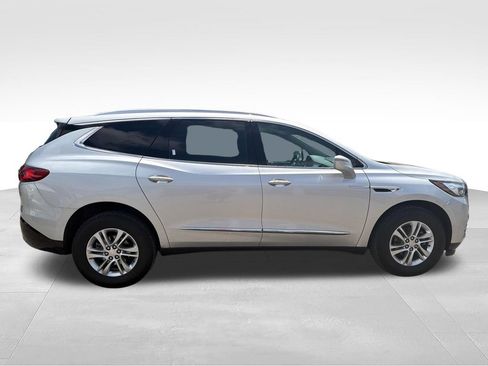 Used 2020 Buick Enclave Essence AWD/4WD image 6