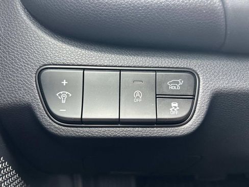 Used 2025 Kia Seltos EX w/ EX Sunroof Package image 32