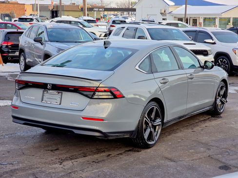 Used 2025 Honda Accord Sport image 23