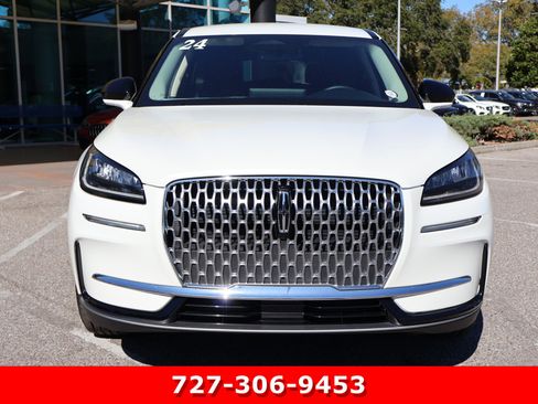 Used 2024 Lincoln Corsair FWD image 11