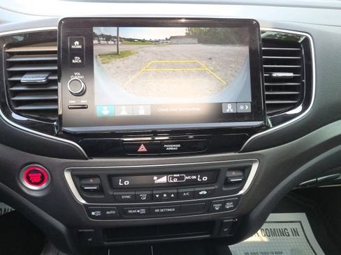 Used 2025 Honda Ridgeline RTL image 16