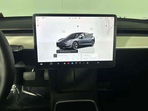 Used 2023 Tesla Model 3 Standard Range image 27
