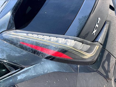 Used 2019 Cadillac XT4 Sport w/ Driver Awareness Package FWD image 40