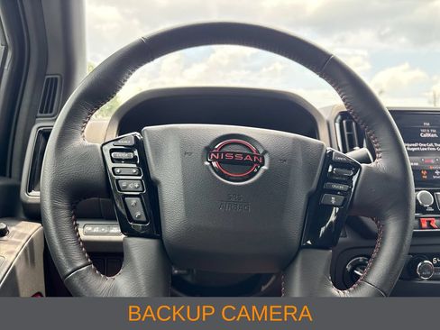 Used 2025 Nissan Frontier PRO-4X AWD/4WD image 9