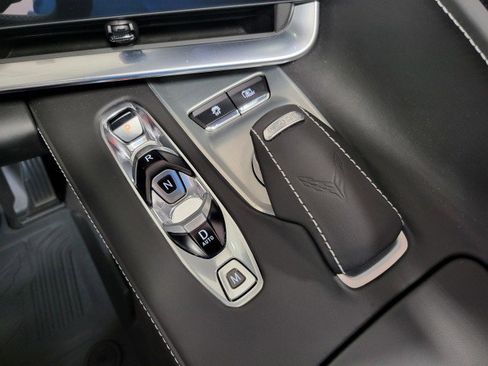 Used 2024 Chevrolet Corvette Stingray Premium Conv w/ Z51 Performance Package image 30