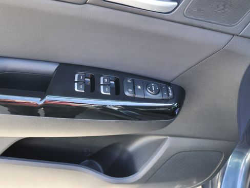 Used 2022 Kia Sportage EX image 24