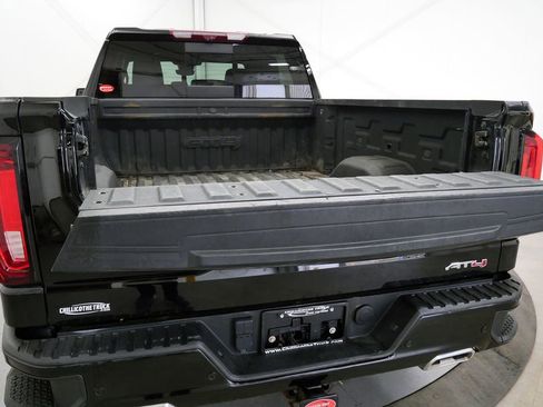 Used 2022 GMC Sierra 1500 AT4 w/ AT4 Premium Package image 40