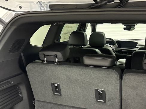 New 2026 Buick Enclave Sport Touring w/ Power Package image 18