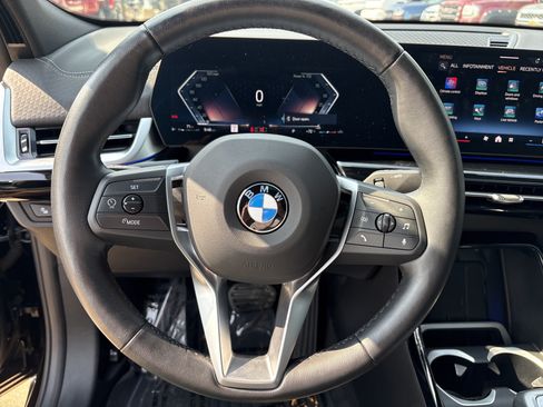 Used 2025 BMW X2 xDrive28i AWD/4WD image 21