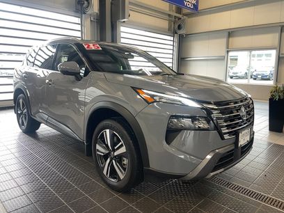 Used 2025 Nissan Rogue SL w/ Tech Package