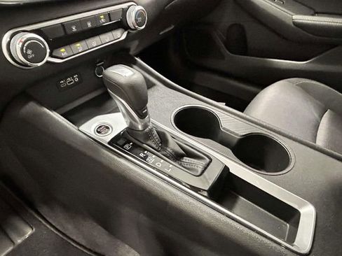 Used 2025 Nissan Altima 2.5 SV image 16