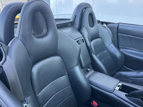 Used 2004 Honda S2000 image 15