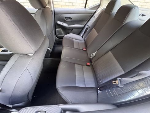 New 2025 Nissan Sentra SV w/ Trunk Package FWD image 21