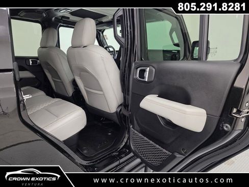 Certified 2021 Jeep Gladiator Overland image 15