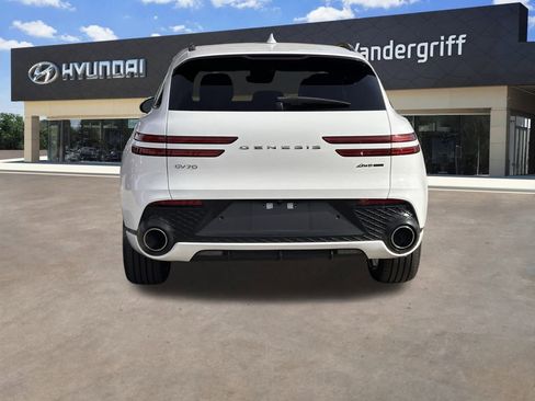 Used 2023 Genesis GV70 3.5T Sport w/ Sport Prestige Package image 11
