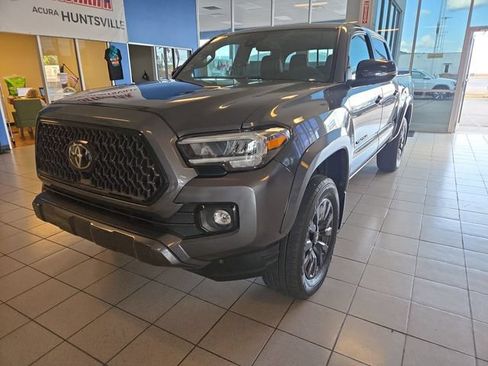 Used 2023 Toyota Tacoma Limited w/ Nightshade Package AWD/4WD image 4