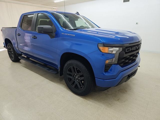 Used 2022 Chevrolet Silverado 1500 Custom AWD/4WD image 29
